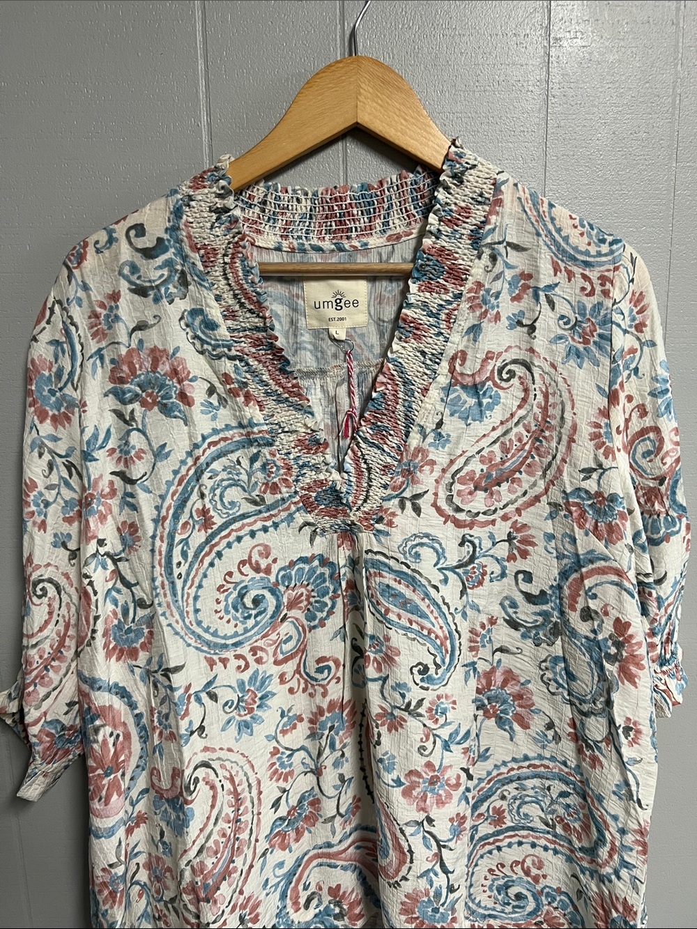 Umgee Blue & Dusty Rose Floral Smocked Ruffle Top Large New with Tags! - Picture 7 of 15
